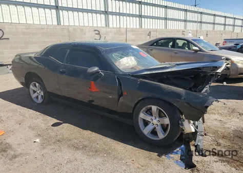 2013 Dodge Challenger Sxt z USA, uszkodzony, nr VIN 2C3CDYAGXDH582111